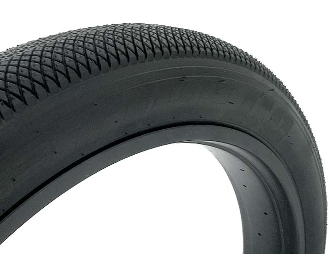 vee tire speedster 26x2 8